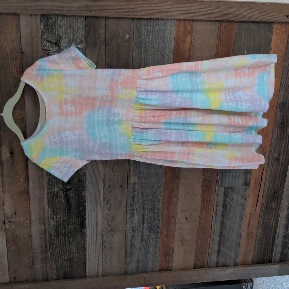 Girls dress